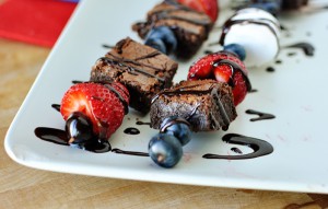 Brownie-Kebab with chocolate